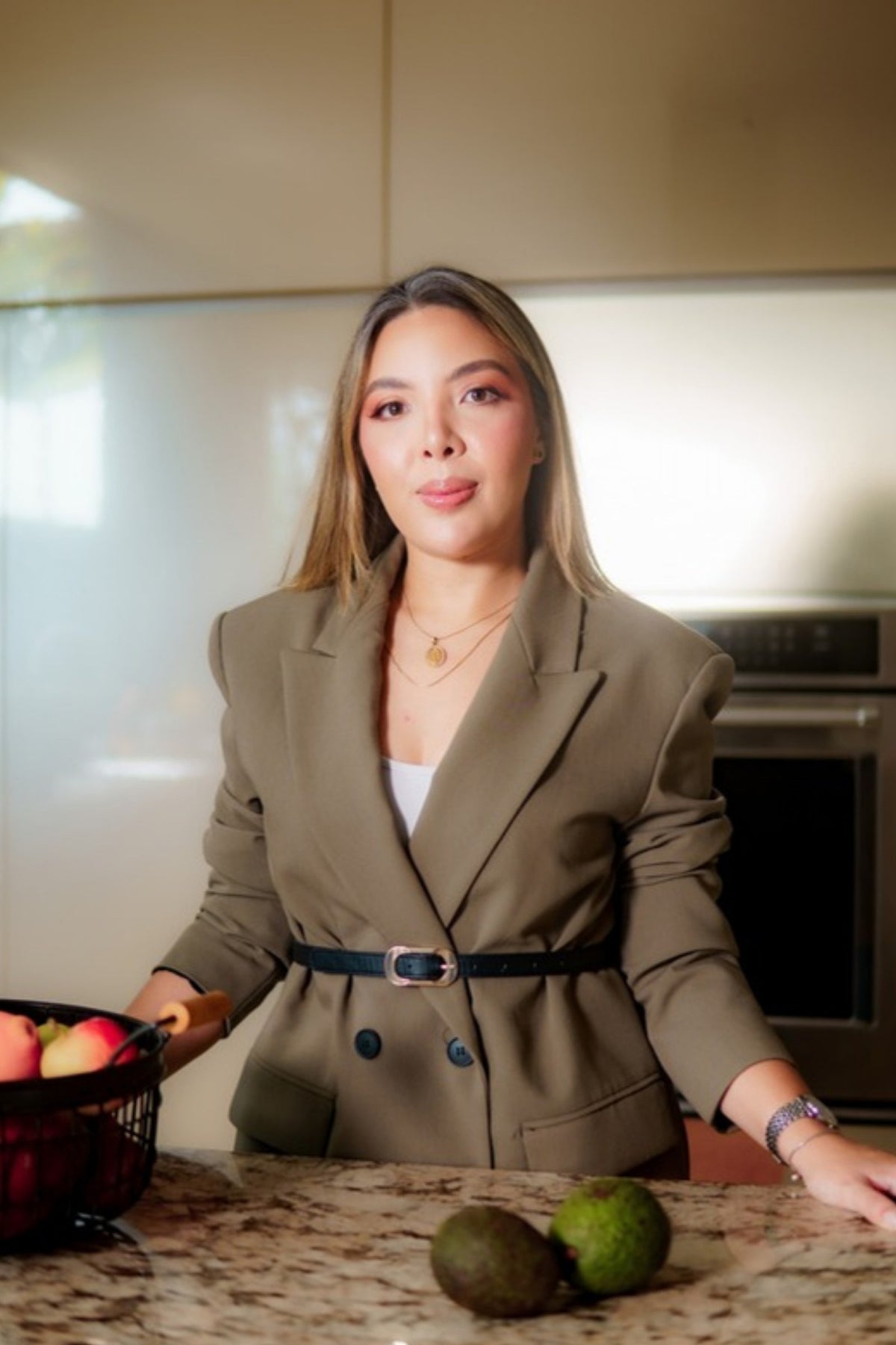 Valentina Díaz, nutricionista experta en microbiota, en su cocina